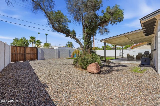 8702 E SHERIDAN Street, Scottsdale, AZ 85257