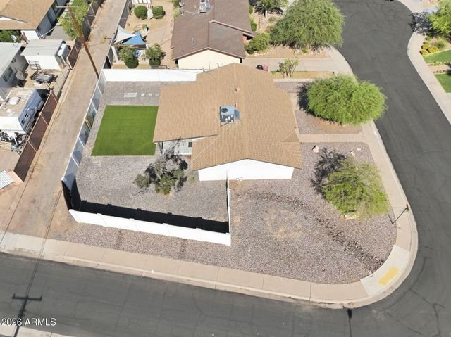 8702 E SHERIDAN Street, Scottsdale, AZ 85257