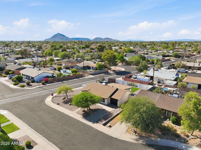 8702 E SHERIDAN Street, Scottsdale, AZ 85257