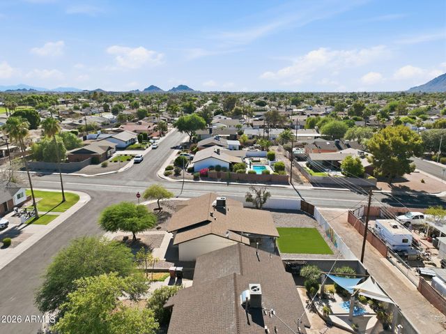 8702 E SHERIDAN Street, Scottsdale, AZ 85257