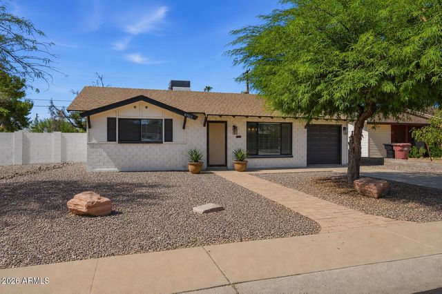 8702 E SHERIDAN Street, Scottsdale, AZ 85257