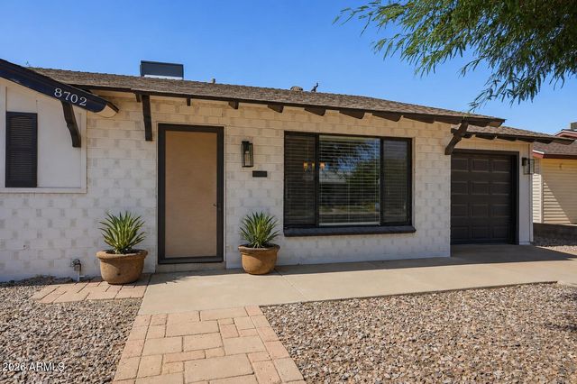 8702 E SHERIDAN Street, Scottsdale, AZ 85257