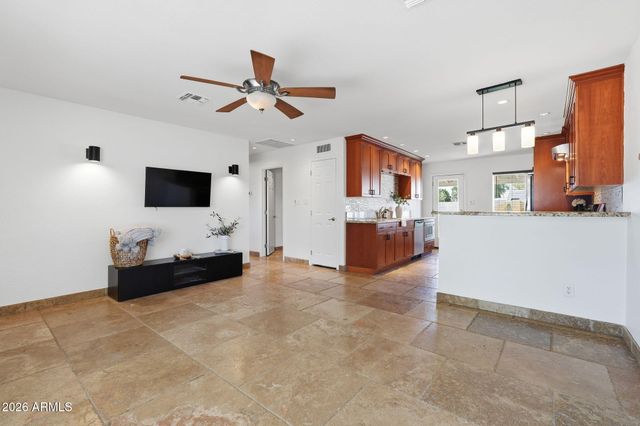8702 E SHERIDAN Street, Scottsdale, AZ 85257