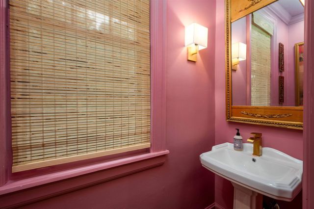 1500 EASTMORELAND AVE, Memphis, TN 38104