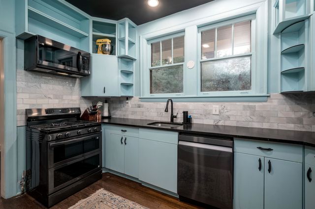 1500 EASTMORELAND AVE, Memphis, TN 38104