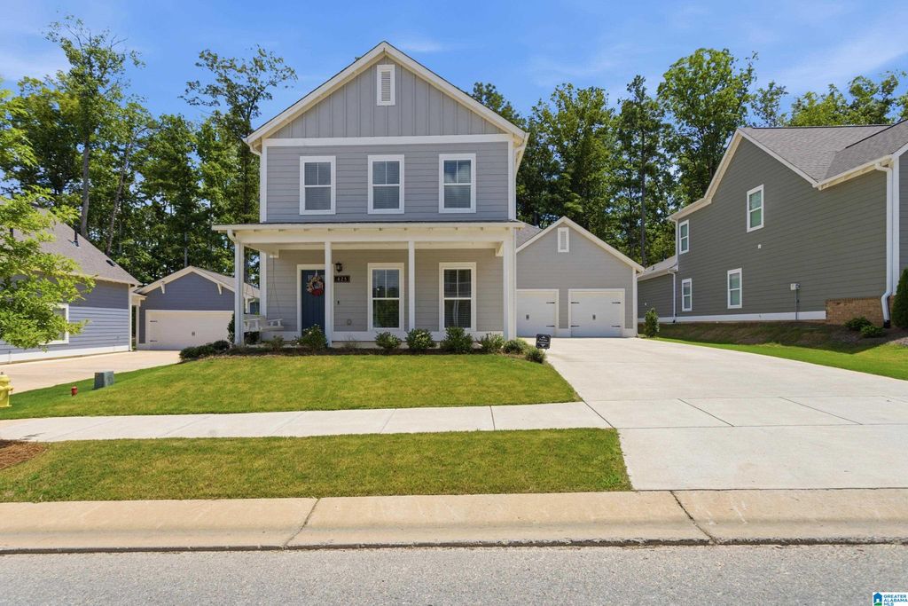425 WISHFORD CIRCLE, Helena, AL 35080