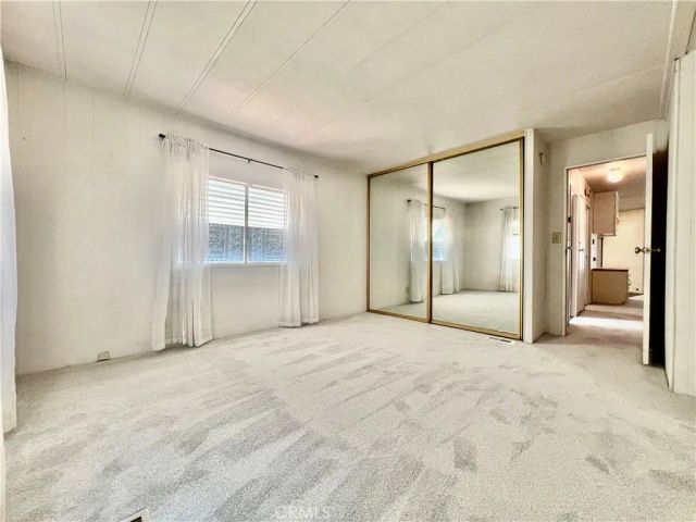 15181 Van Buren 10, Riverside, CA 92504