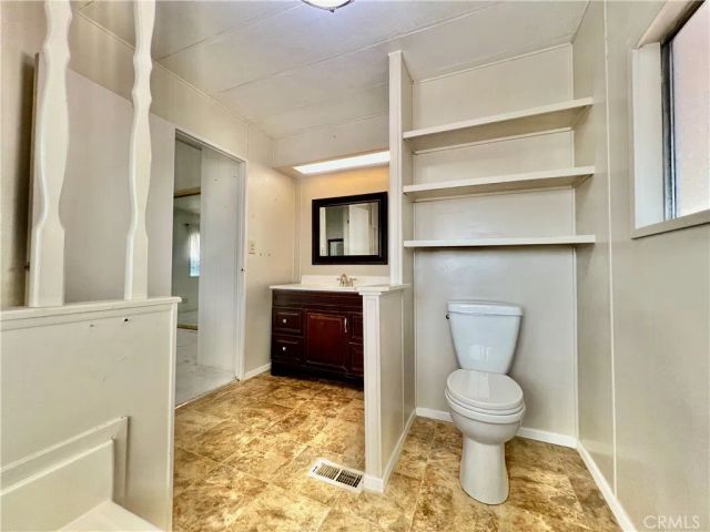 15181 Van Buren 10, Riverside, CA 92504