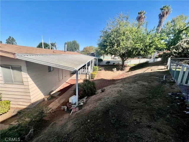 15181 Van Buren 10, Riverside, CA 92504