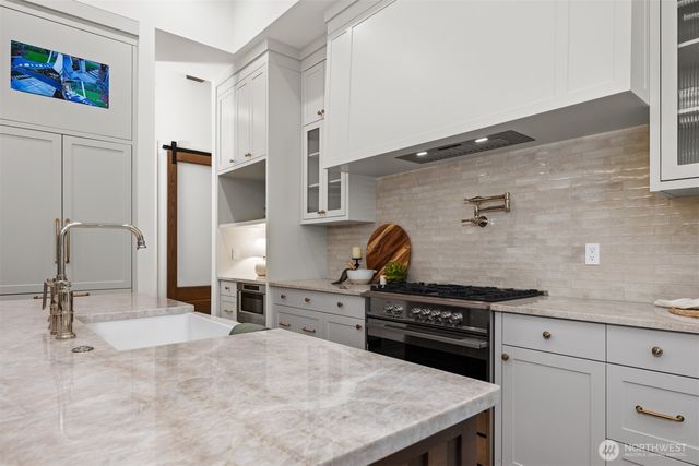 8645 Blue Grouse Way, Blaine, WA 98230