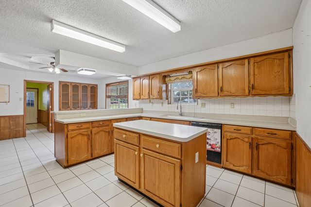 10180 County Road 437, Princeton, TX 75407