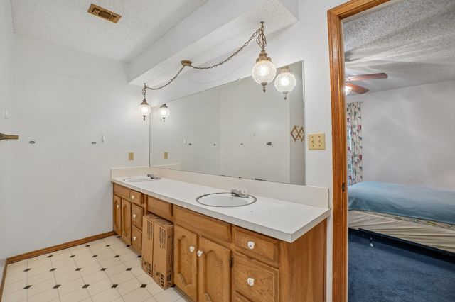 10180 County Road 437, Princeton, TX 75407