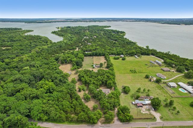 10180 County Road 437, Princeton, TX 75407