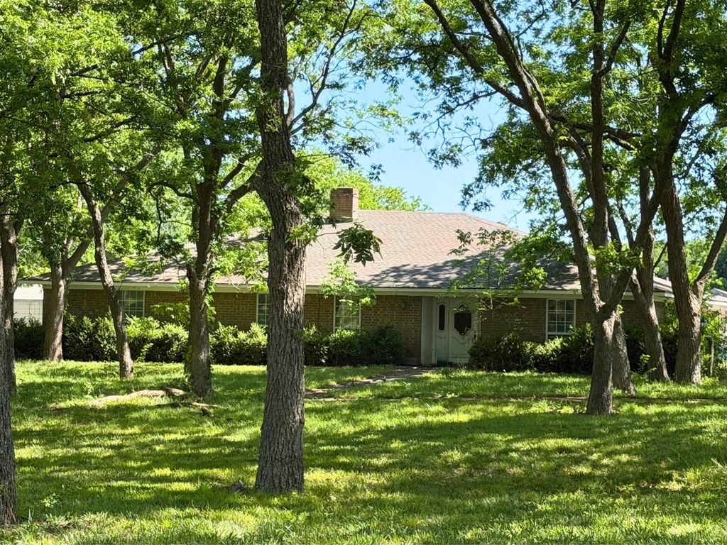 10180 County Road 437, Princeton, TX 75407