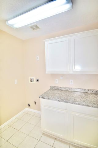 514 Avery Drive, Sugar Land, TX 77479