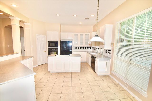 514 Avery Drive, Sugar Land, TX 77479