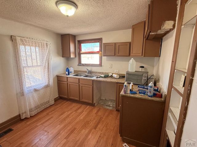 108 College Ave, Boone, CO 81025