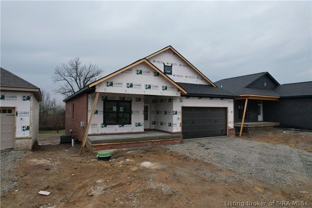 4642 Red Tail Ridge 212, Jeffersonville, IN 47130