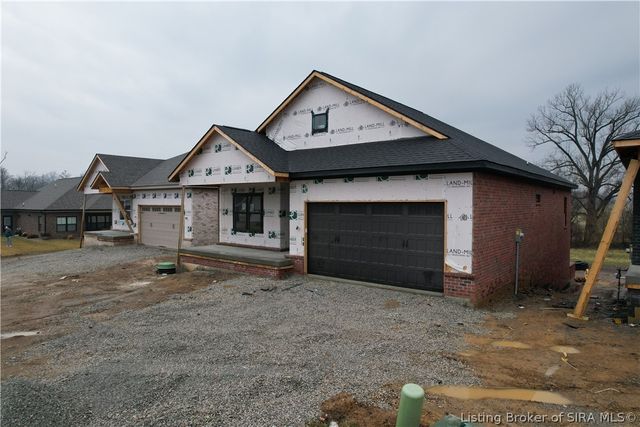 4642 Red Tail Ridge 212, Jeffersonville, IN 47130