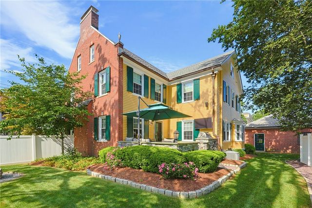43 Armistice Boulevard, Pawtucket, RI 02860