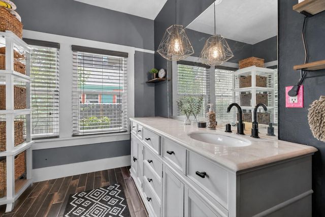 2128 5TH AVENUE N, St Petersburg, FL 33713