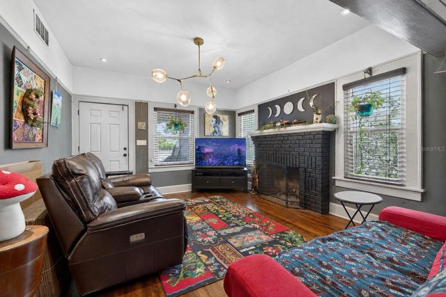 2128 5TH AVENUE N, St Petersburg, FL 33713