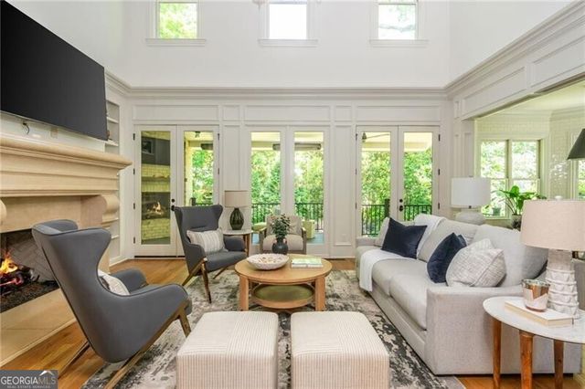 664 Cumberland Circle NE, Atlanta, GA 30306