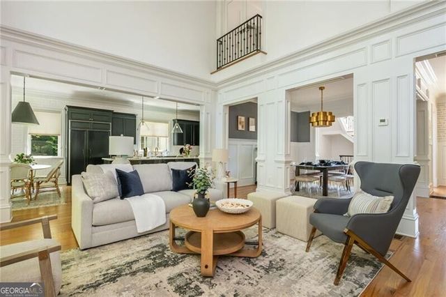 664 Cumberland Circle NE, Atlanta, GA 30306