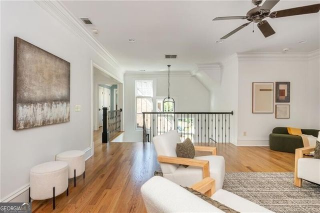 664 Cumberland Circle NE, Atlanta, GA 30306
