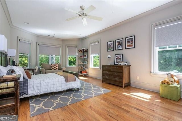 664 Cumberland Circle NE, Atlanta, GA 30306