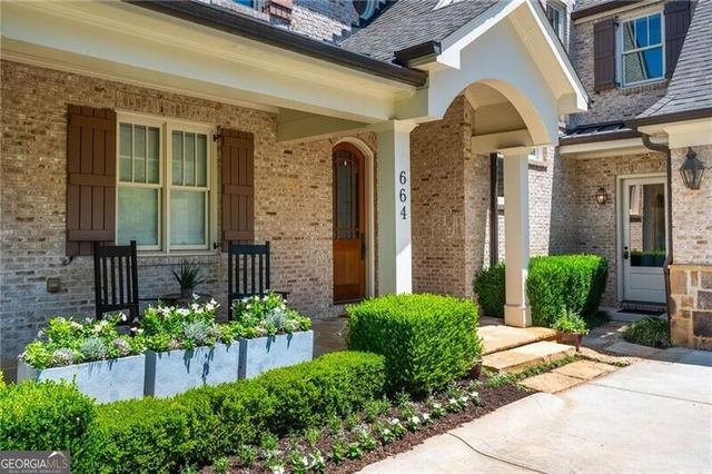 664 Cumberland Circle NE, Atlanta, GA 30306