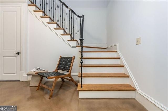 664 Cumberland Circle NE, Atlanta, GA 30306