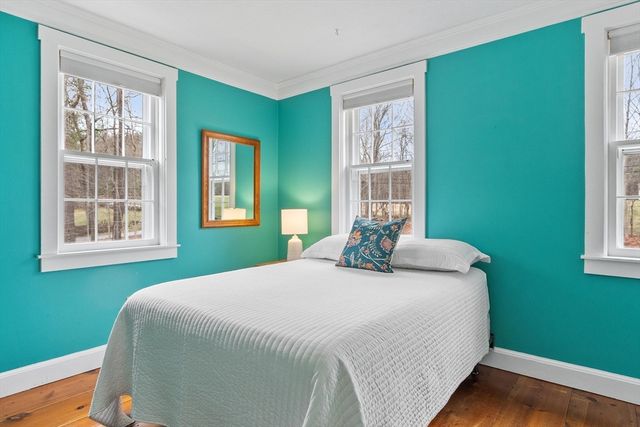 39 Bare Hill Rd, Bolton, MA 01740