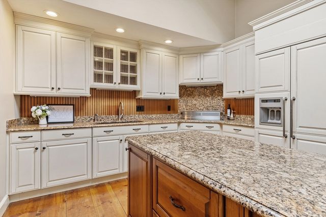 39 Bare Hill Rd, Bolton, MA 01740