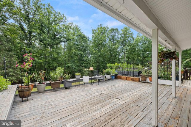 206 ENGLISH MUFFIN CT, Berkeley Springs, WV 25411