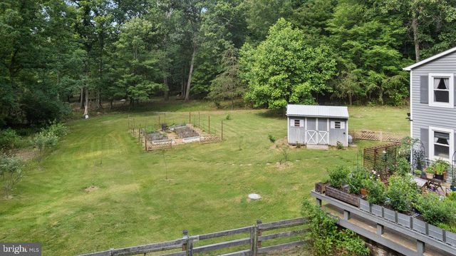 206 ENGLISH MUFFIN CT, Berkeley Springs, WV 25411