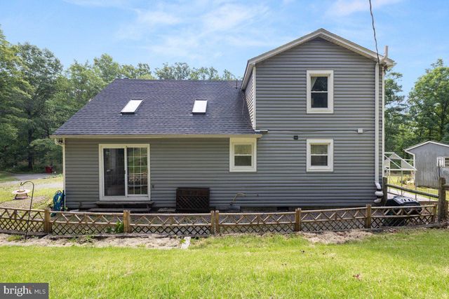 206 ENGLISH MUFFIN CT, Berkeley Springs, WV 25411