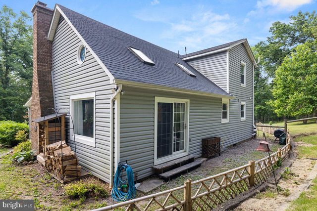 206 ENGLISH MUFFIN CT, Berkeley Springs, WV 25411