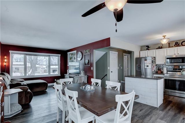 2714 Blakeley Avenue, Eau Claire, WI 54701