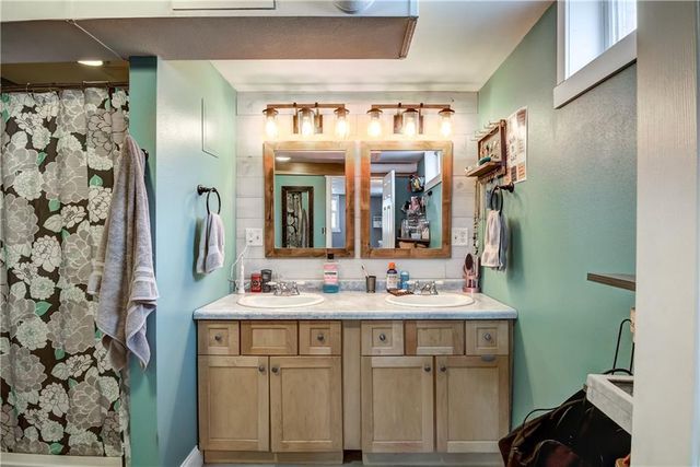 2714 Blakeley Avenue, Eau Claire, WI 54701