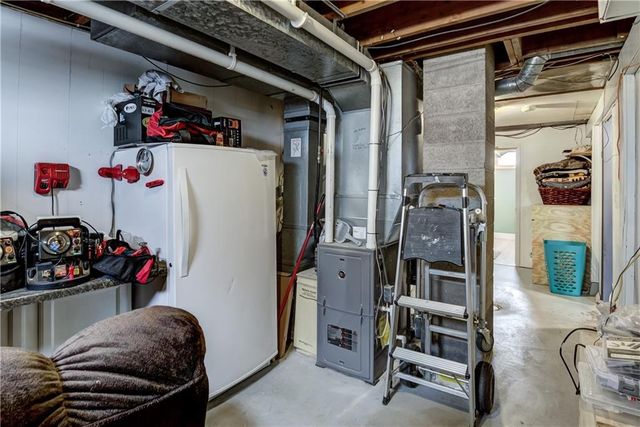 2714 Blakeley Avenue, Eau Claire, WI 54701