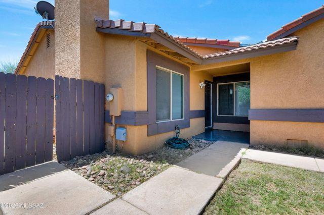 1745 W Linden Street, Tucson, AZ 85745