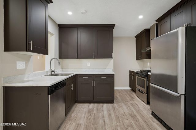 1745 W Linden Street, Tucson, AZ 85745