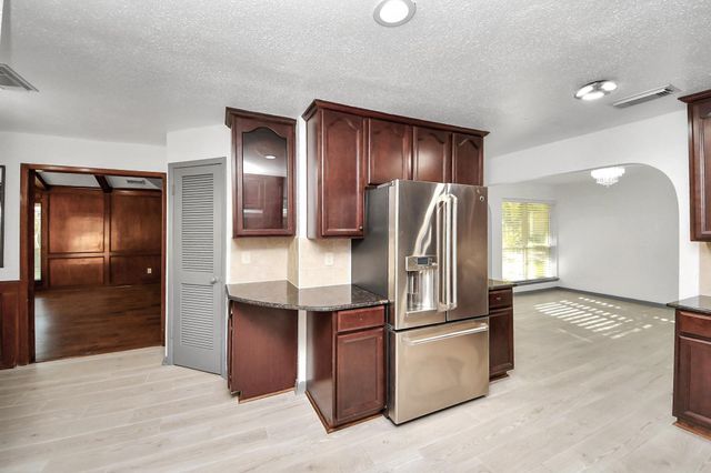 2322 Bright Meadows Drive, Missouri City, TX 77489