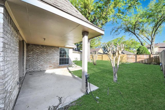 2322 Bright Meadows Drive, Missouri City, TX 77489