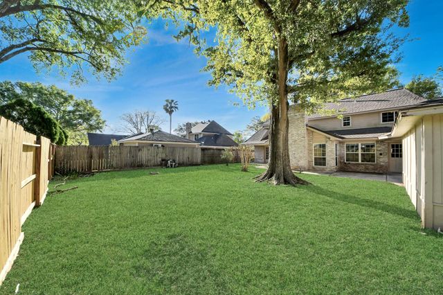 2322 Bright Meadows Drive, Missouri City, TX 77489