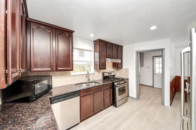 2322 Bright Meadows Drive, Missouri City, TX 77489