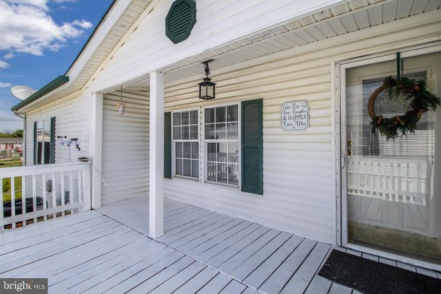 52 CROWN CT, Martinsburg, WV 25401