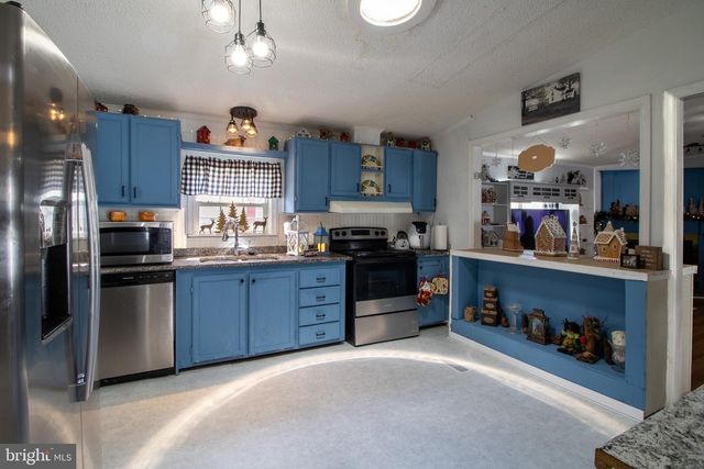 52 CROWN CT, Martinsburg, WV 25401