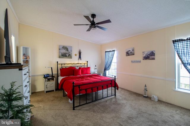 52 CROWN CT, Martinsburg, WV 25401